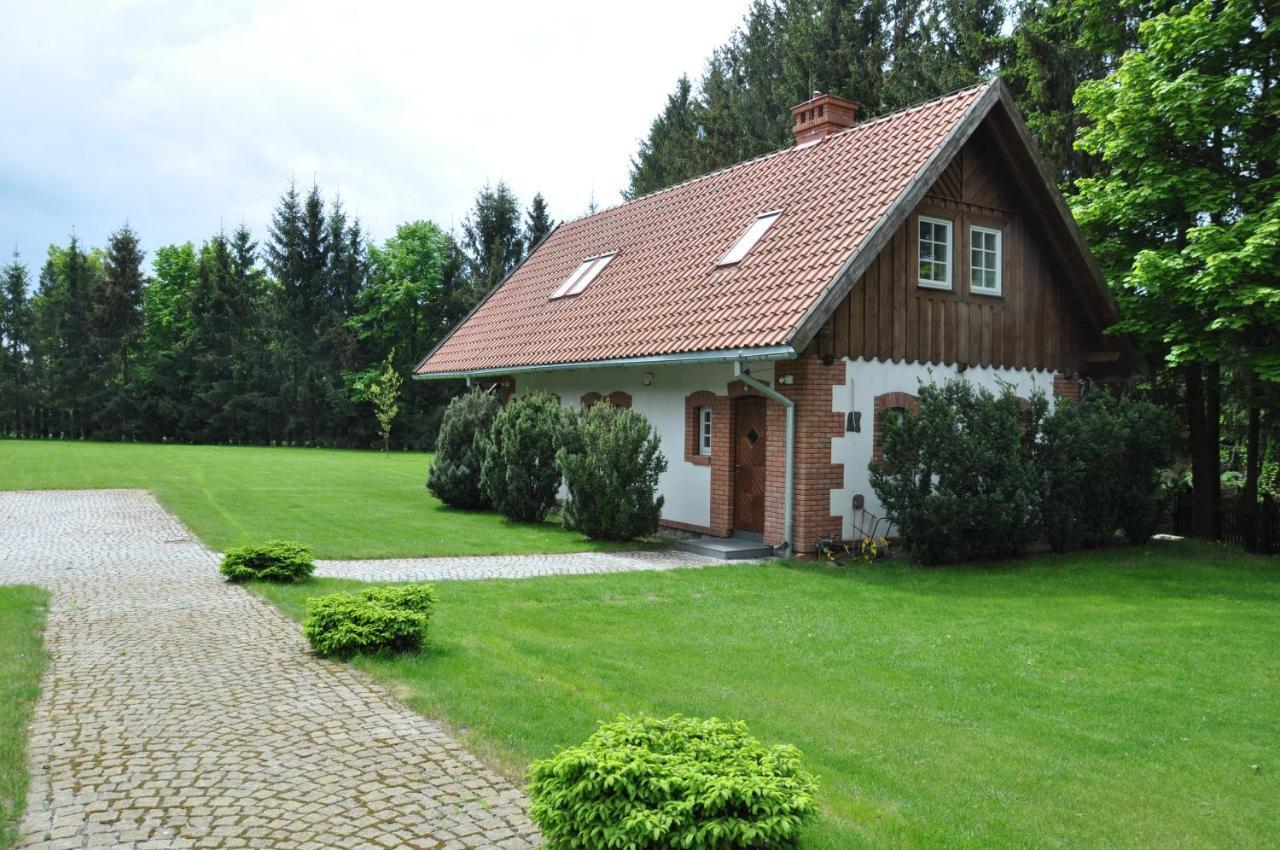 Monte Carvick Nad Jeziorem Seksty Karwik Buitenkant foto